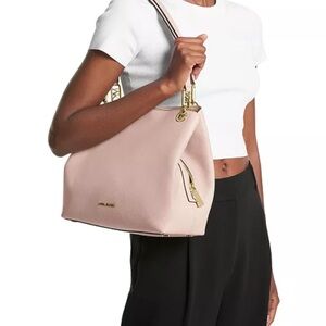 Michael Kors Raven Large Shoulder Tote Bag pebbled Leather Fawn